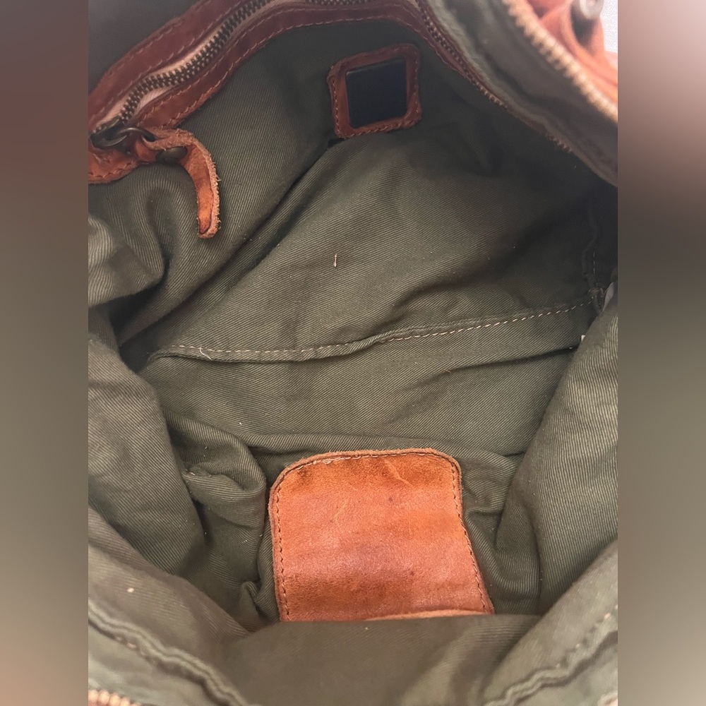 Campomaggi Leather Hand Bag - Picture 12 of 16